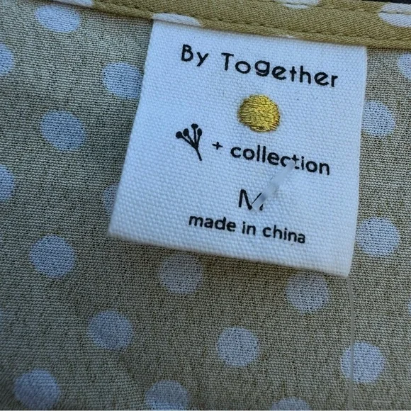 By Together Lime Tie-Front Crop Blouse 3/4 Sleeve - Picture 7 of 9